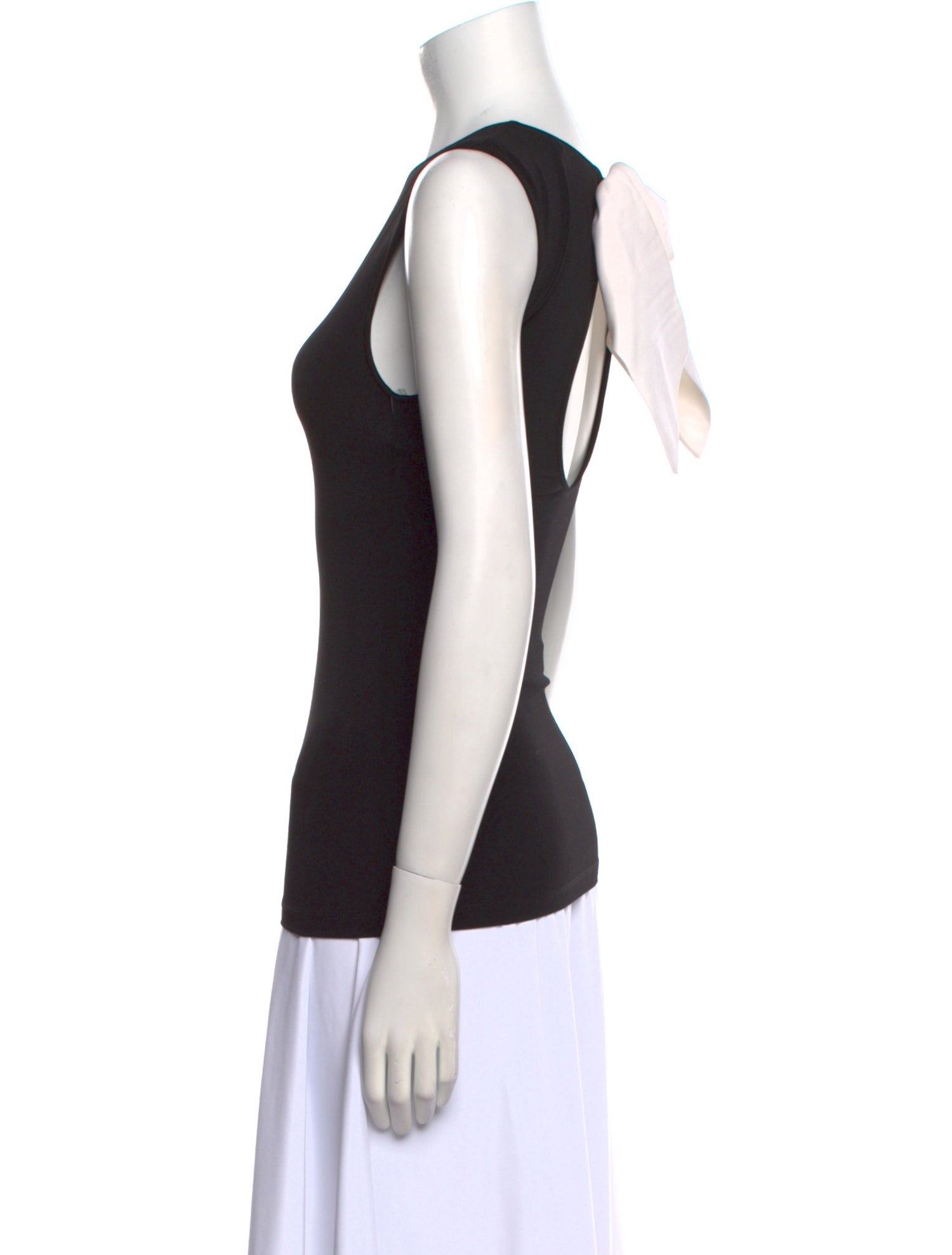 Alice + Olivia Crew Neck Sleeveless Top