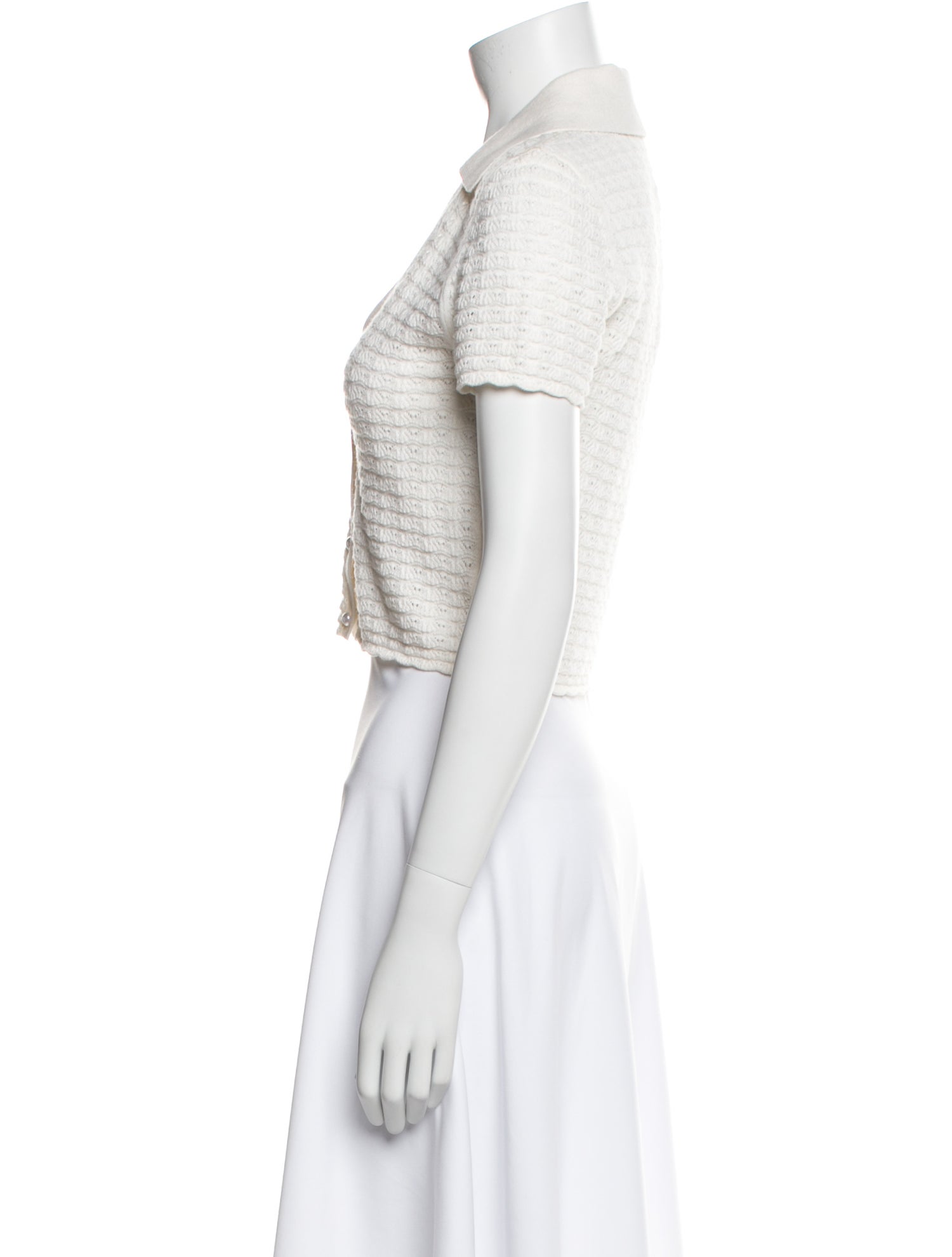 Alice + Olivia V-Neck Short Sleeve Crop Top