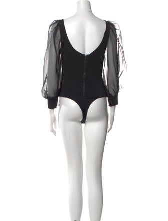 Alice + Olivia Scoop Neck Three-Quarter Sleeve Bodysuit