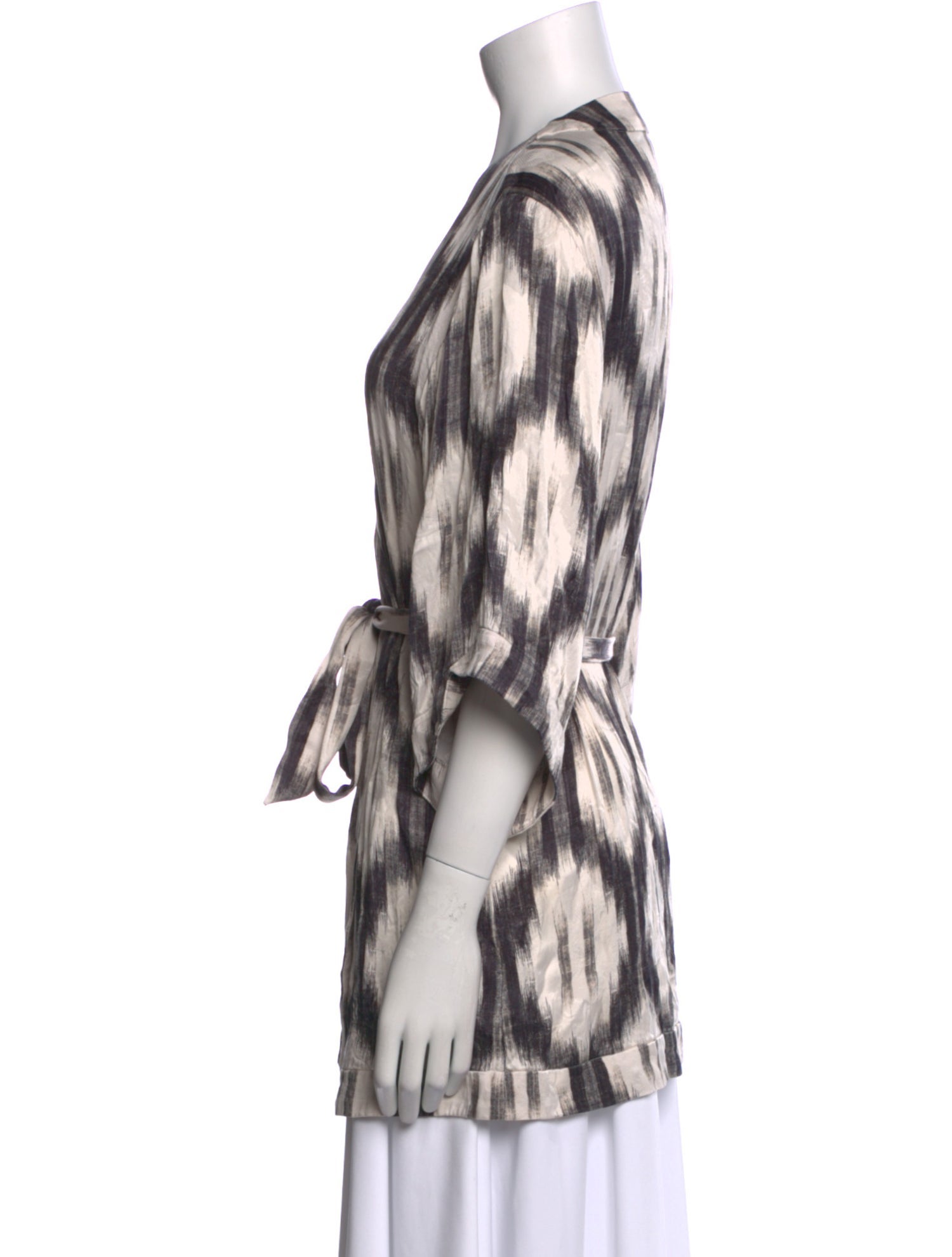 Alice + Olivia Printed V-Neck Tunic