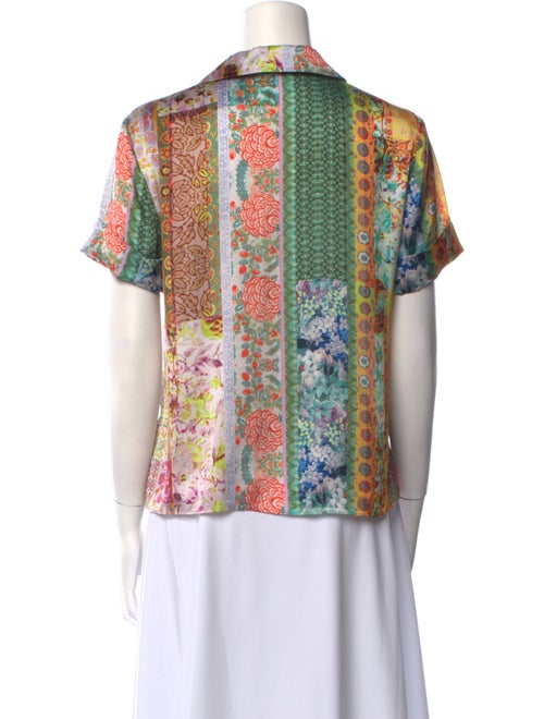 Alice + Olivia Printed V-Neck Button-Up Top