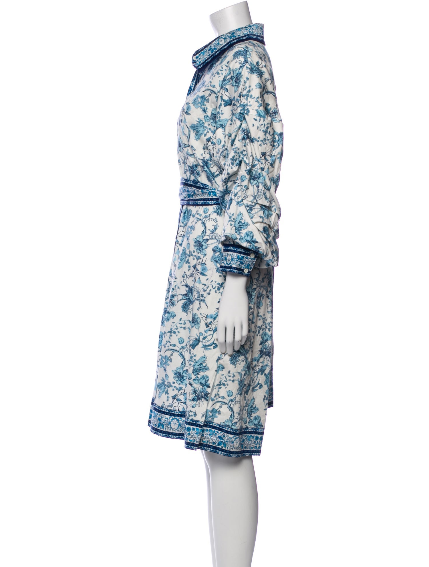 Alice + Olivia Floral Print Knee-Length Dress