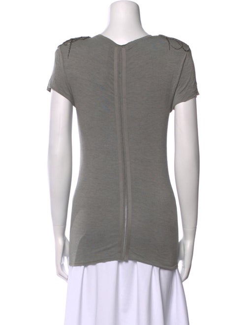 Alice + Olivia Scoop Neck Short Sleeve T-Shirt