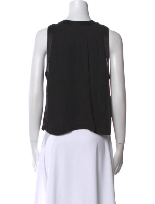 Alice + Olivia Crew Neck Sleeveless Top