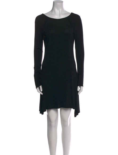 Alice + Olivia Bateau Neckline Knee-Length Dress