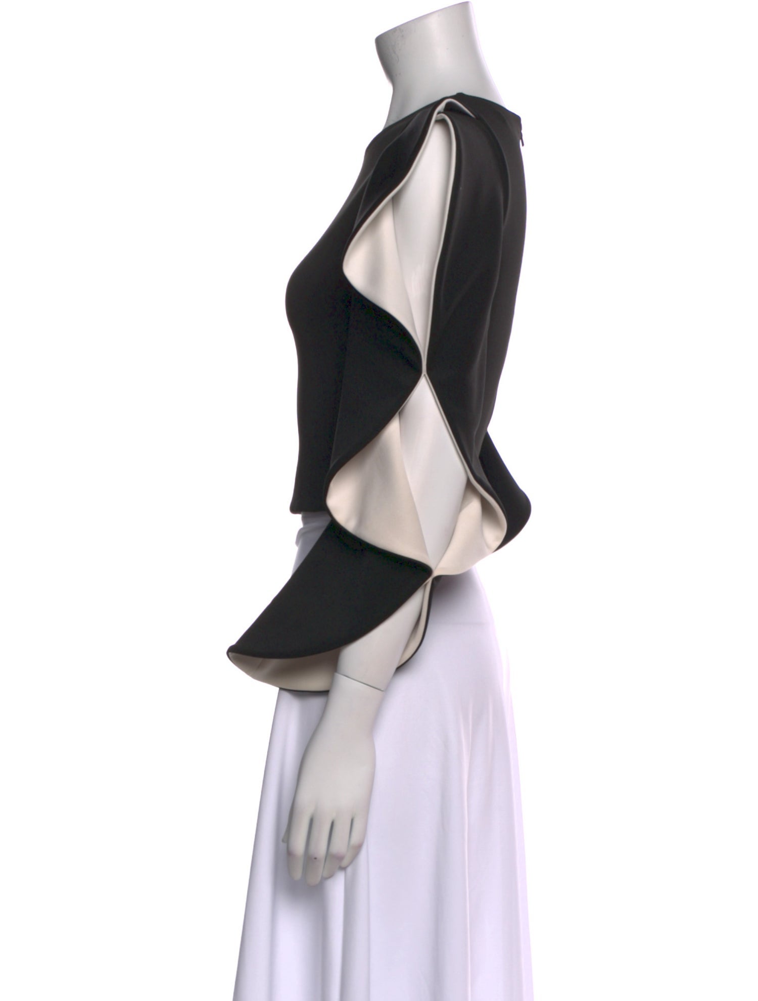 Alice + Olivia Crew Neck Three-Quarter Sleeve Crop Top