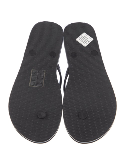 Alice + Olivia Rubber Printed Flip Flops
