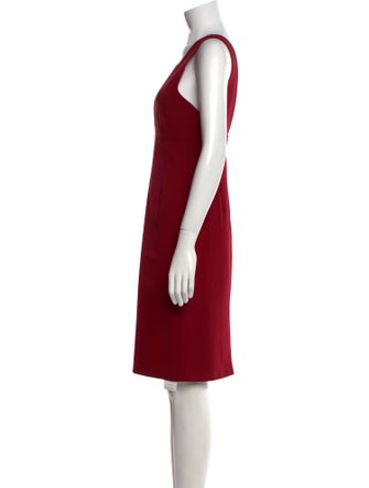 Alice + Olivia V-Neck Knee-Length Dress