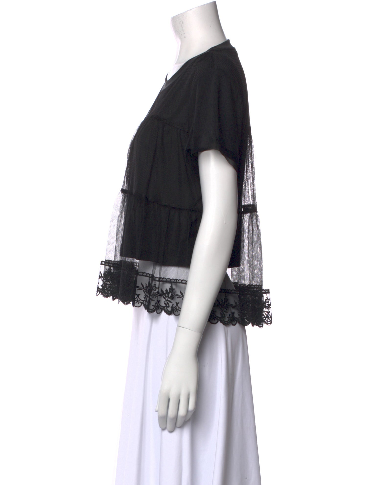 Alice + Olivia Crew Neck Short Sleeve Crop Top