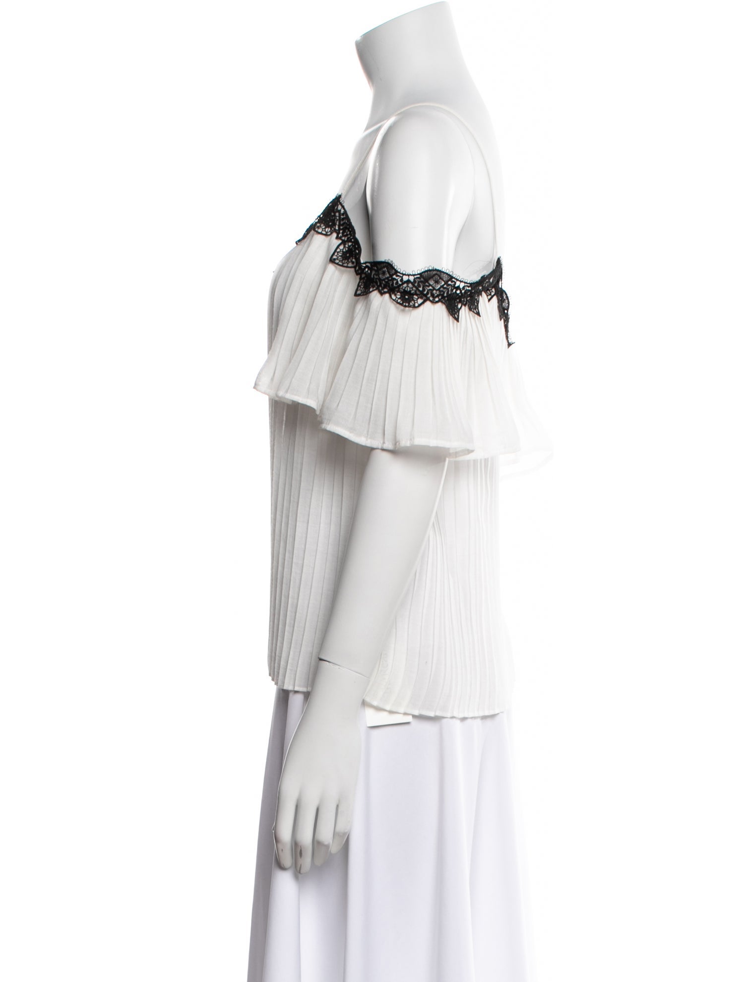 Alice + Olivia Off-The-Shoulder Three-Quarter Sleeve Blouse