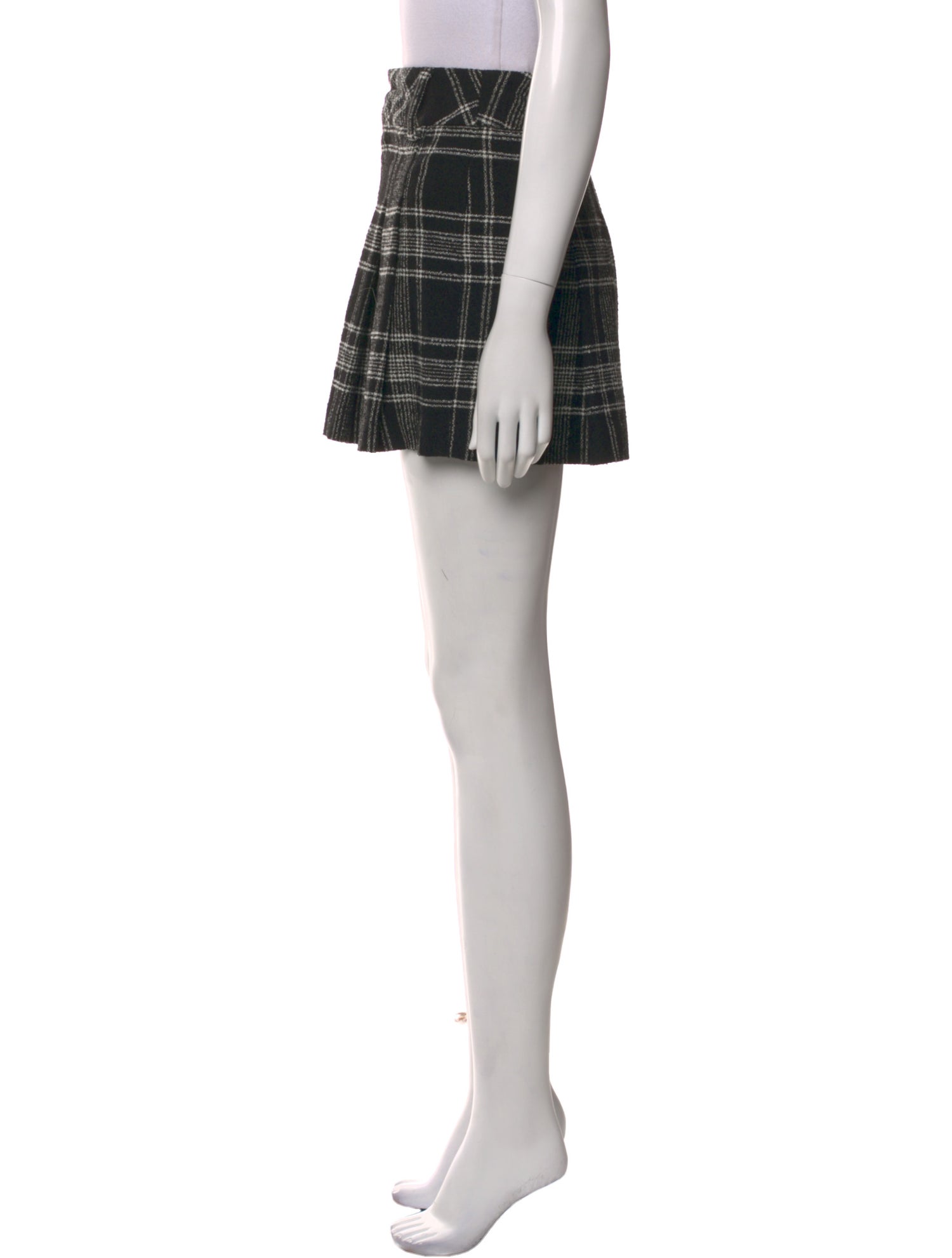 Alice + Olivia Plaid Print Mini Shorts w/ Tags