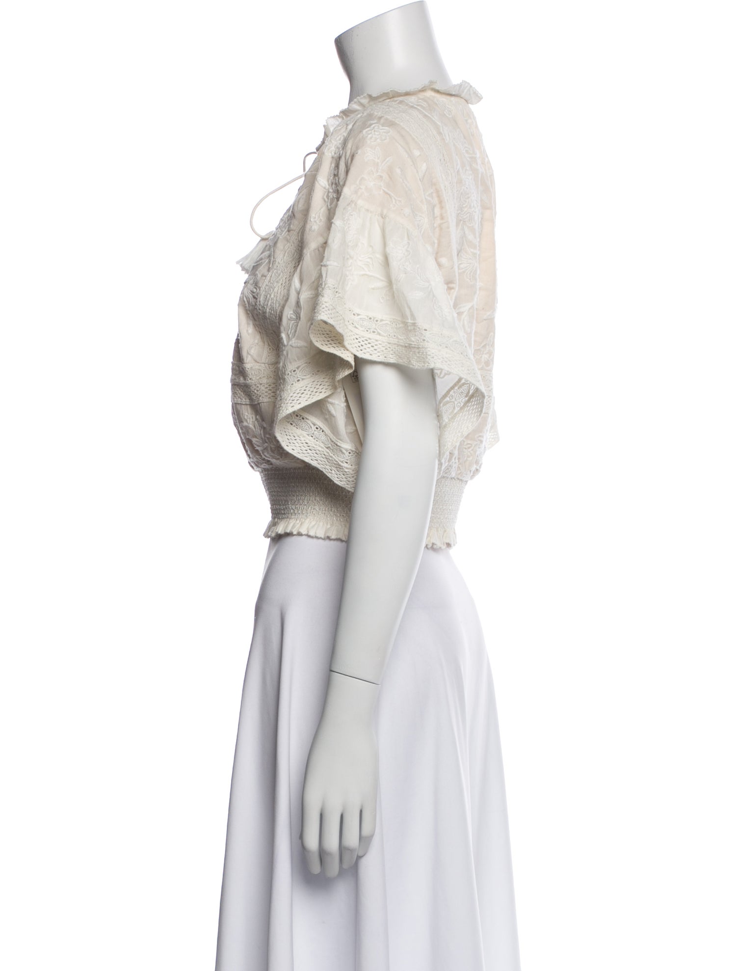 Alice + Olivia V-Neck Short Sleeve Crop Top