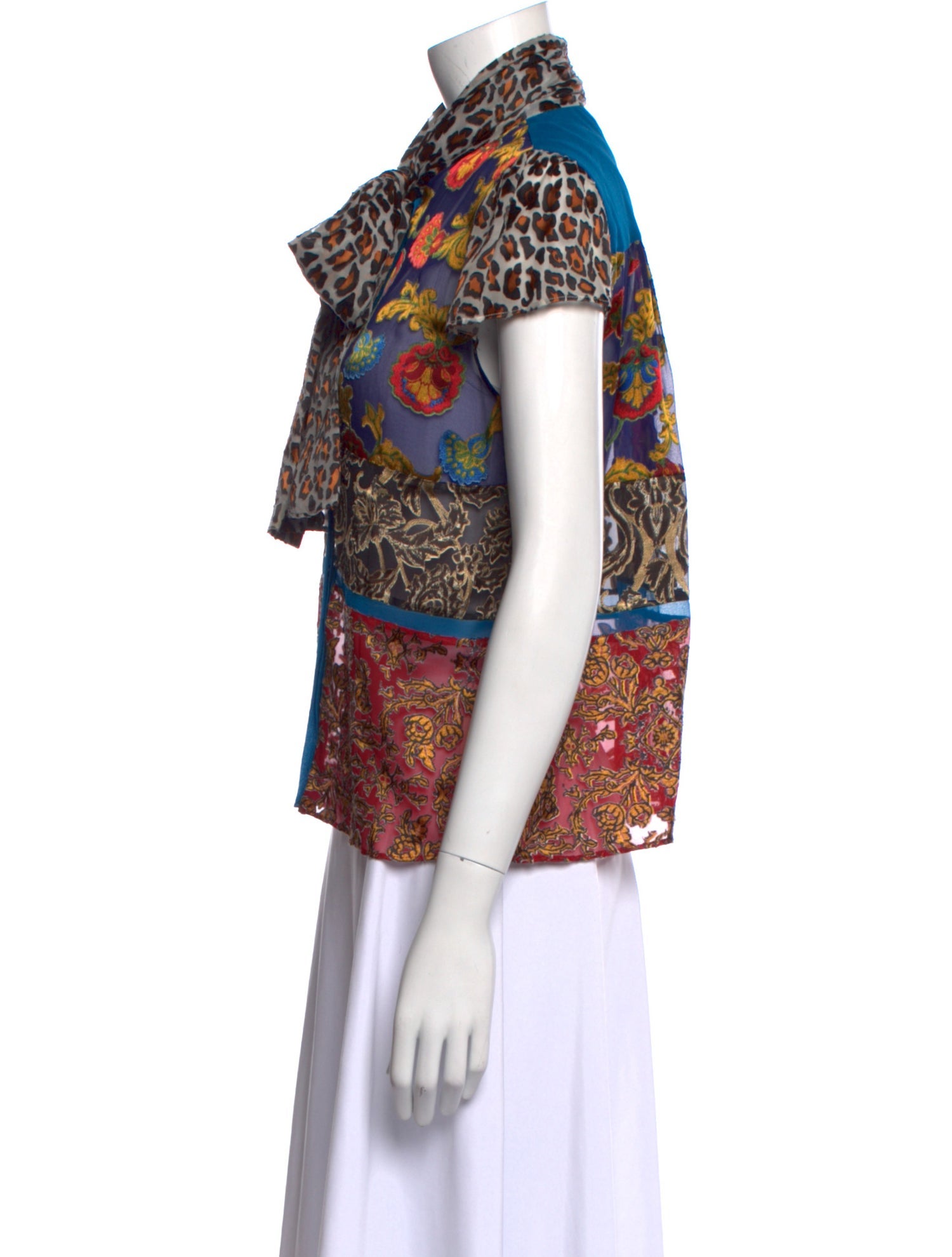 Alice + Olivia Printed Short Sleeve Button-Up Top