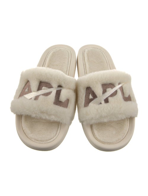 APL Shearling Printed Slides