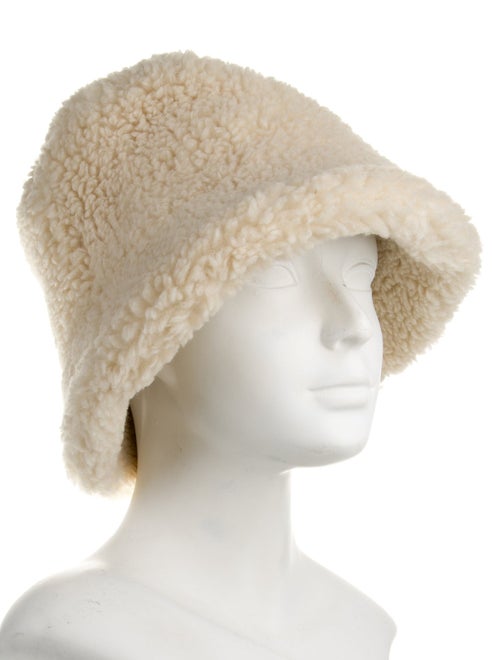 Apparis Faux Fur Bucket Hat