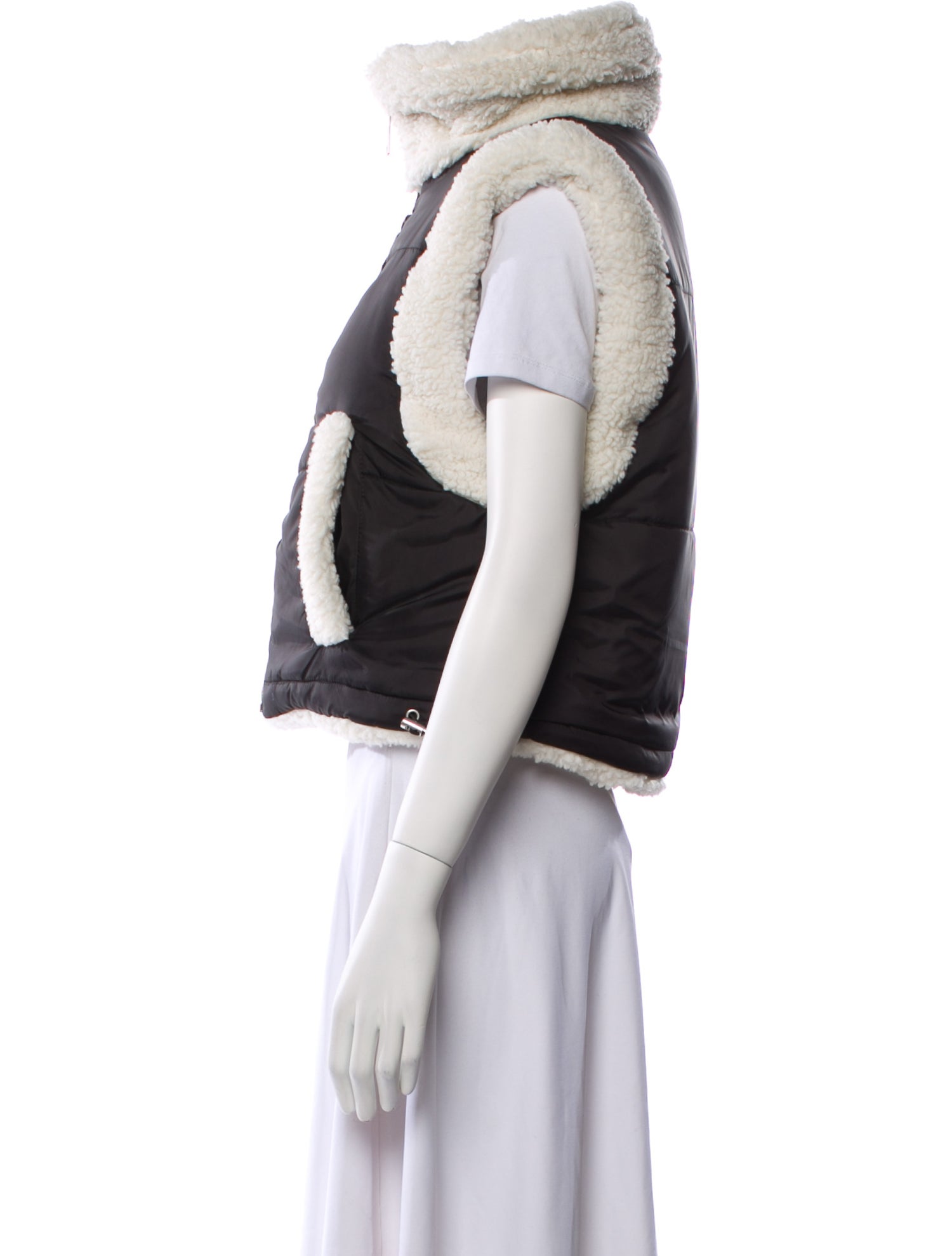 Apparis Vest