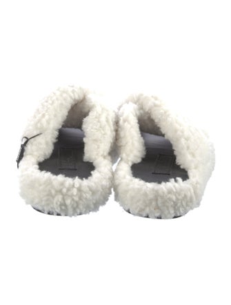 Apparis Shearling Slides