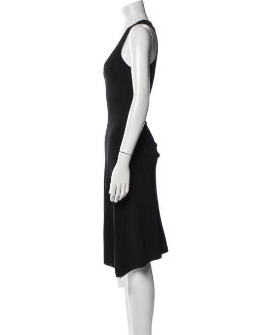 Apparis Scoop Neck Knee-Length Dress