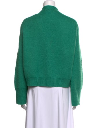 Apparis V-Neck Sweater