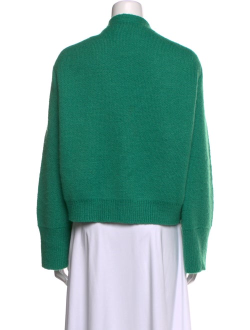 Apparis V-Neck Sweater