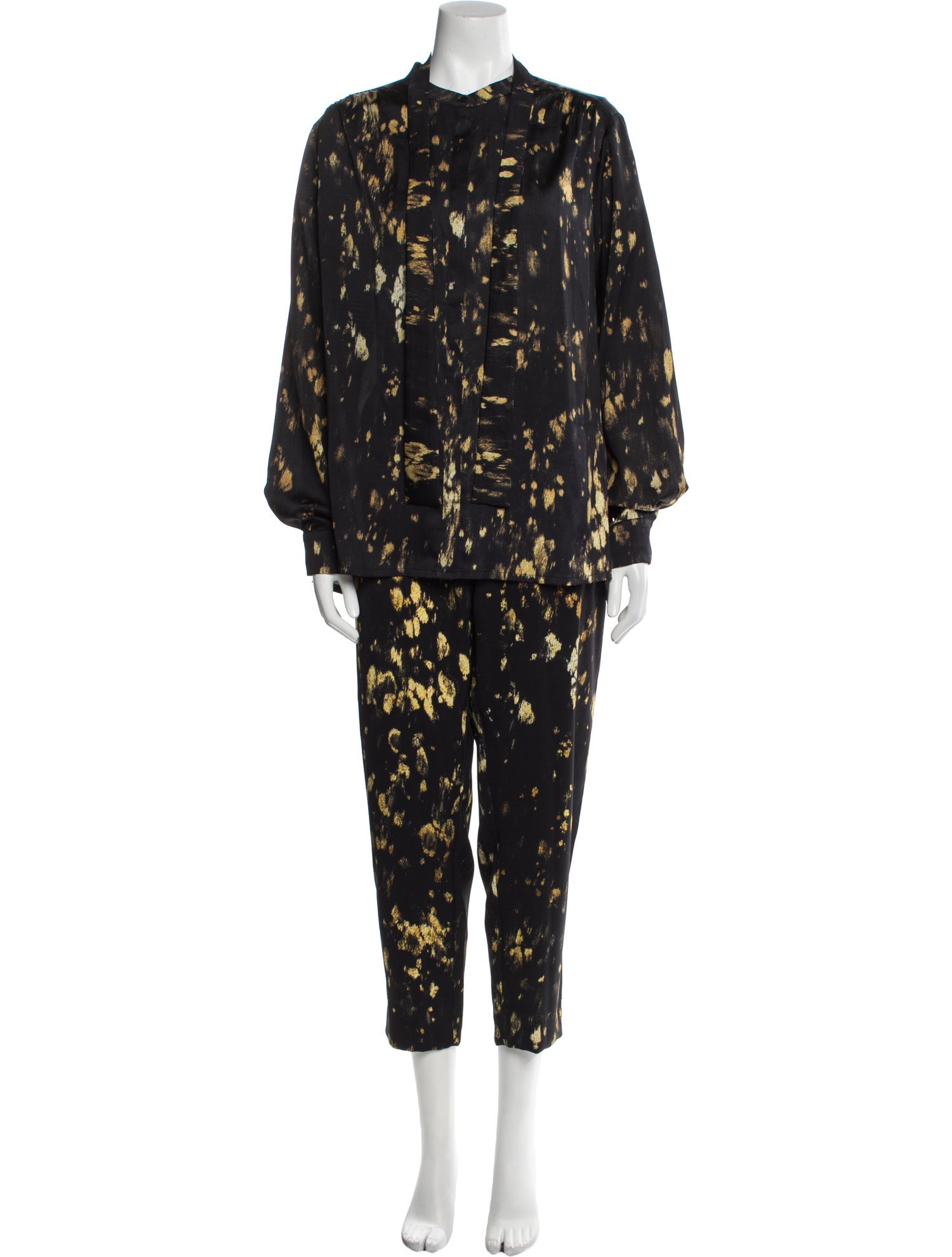 AllSaints Printed Pant Set
