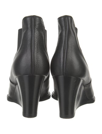 Aquatalia Leather Chelsea Boots