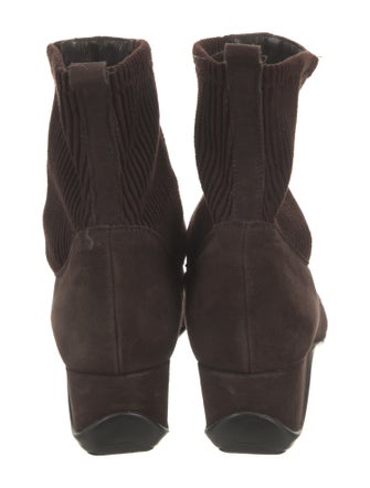 Aquatalia Suede Boots