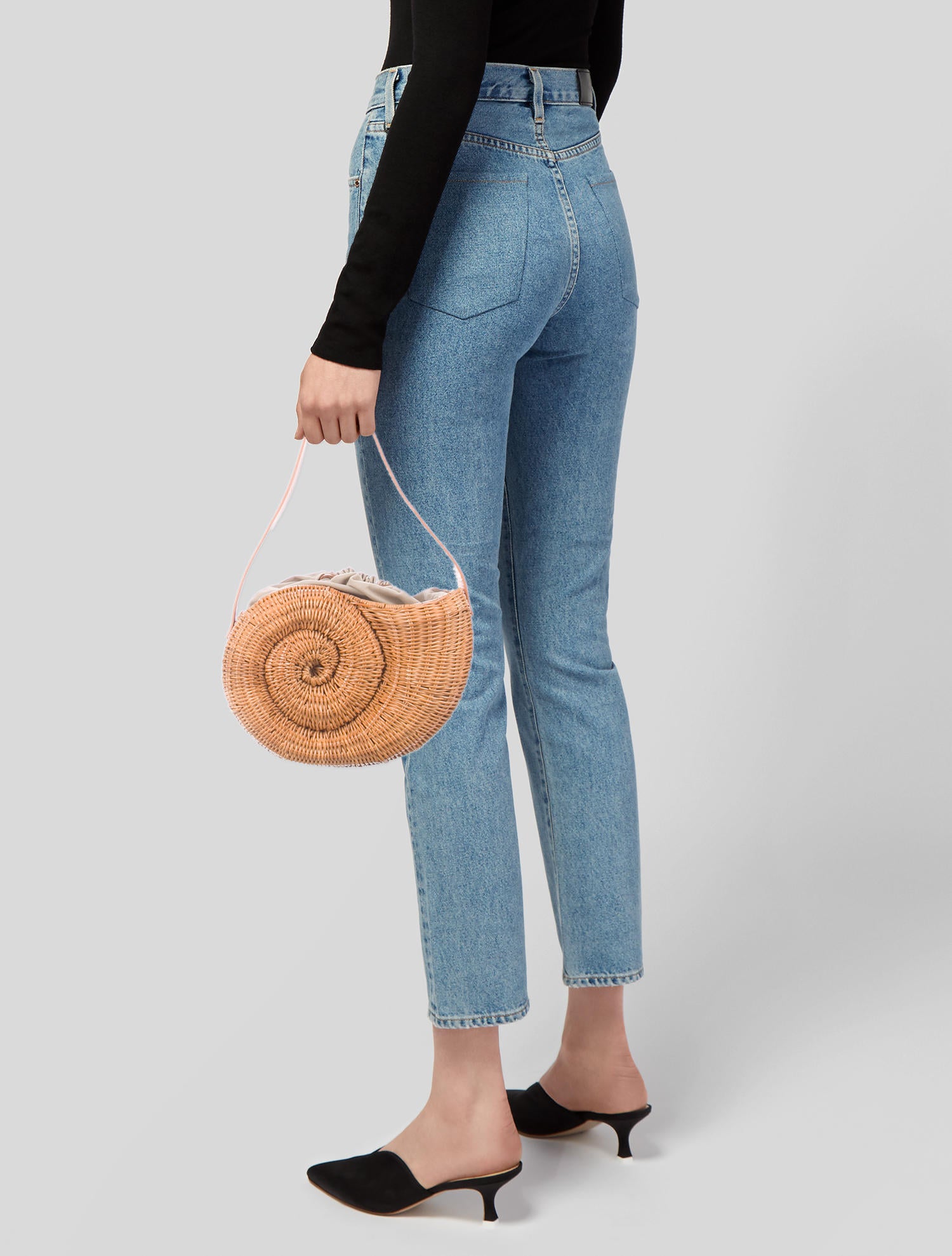 Aranaz Woven Straw Shell Bag