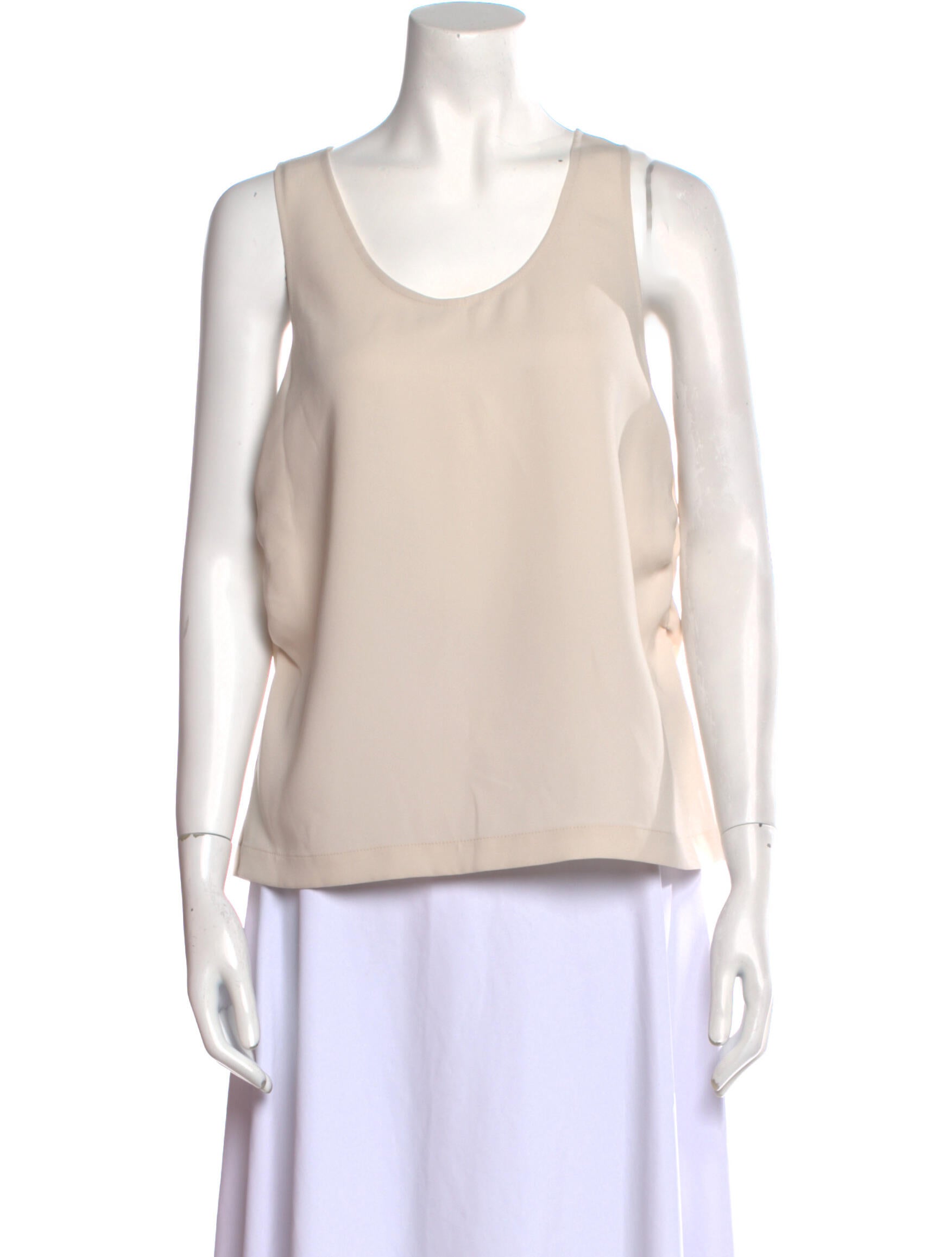 Arias Scoop Neck Sleeveless Top