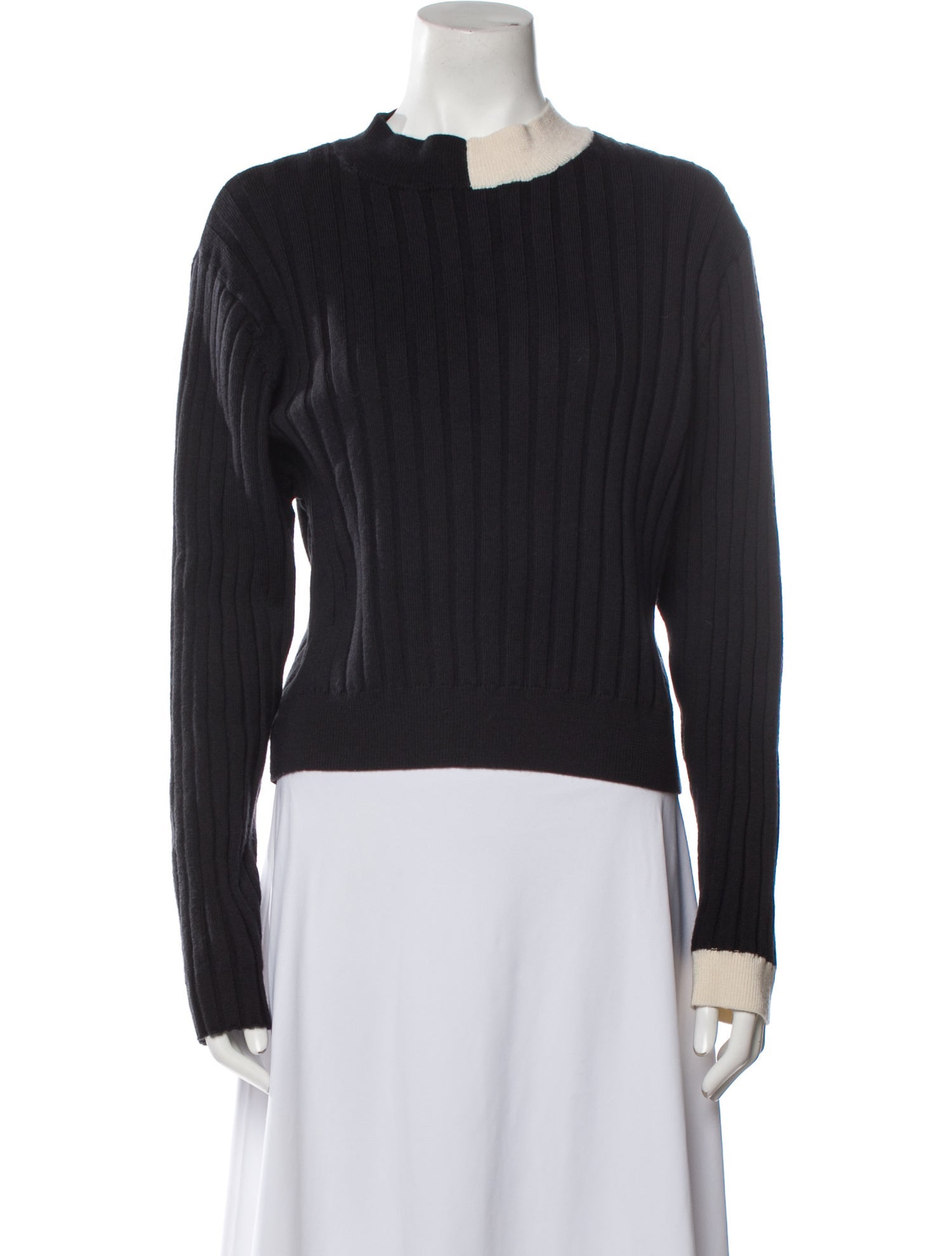 Arias Crew Neck Sweater