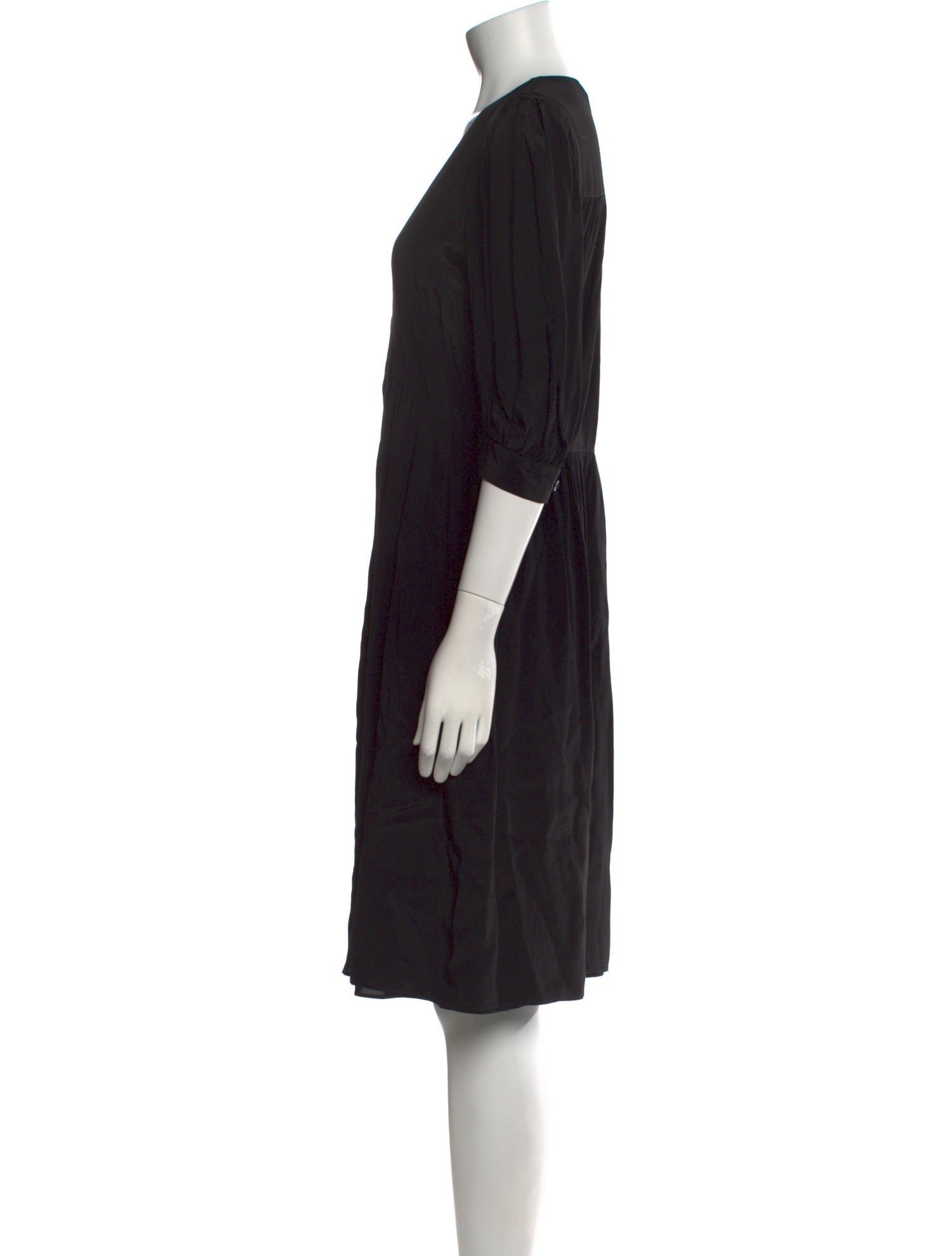 Arias V-Neck Knee-Length Dress