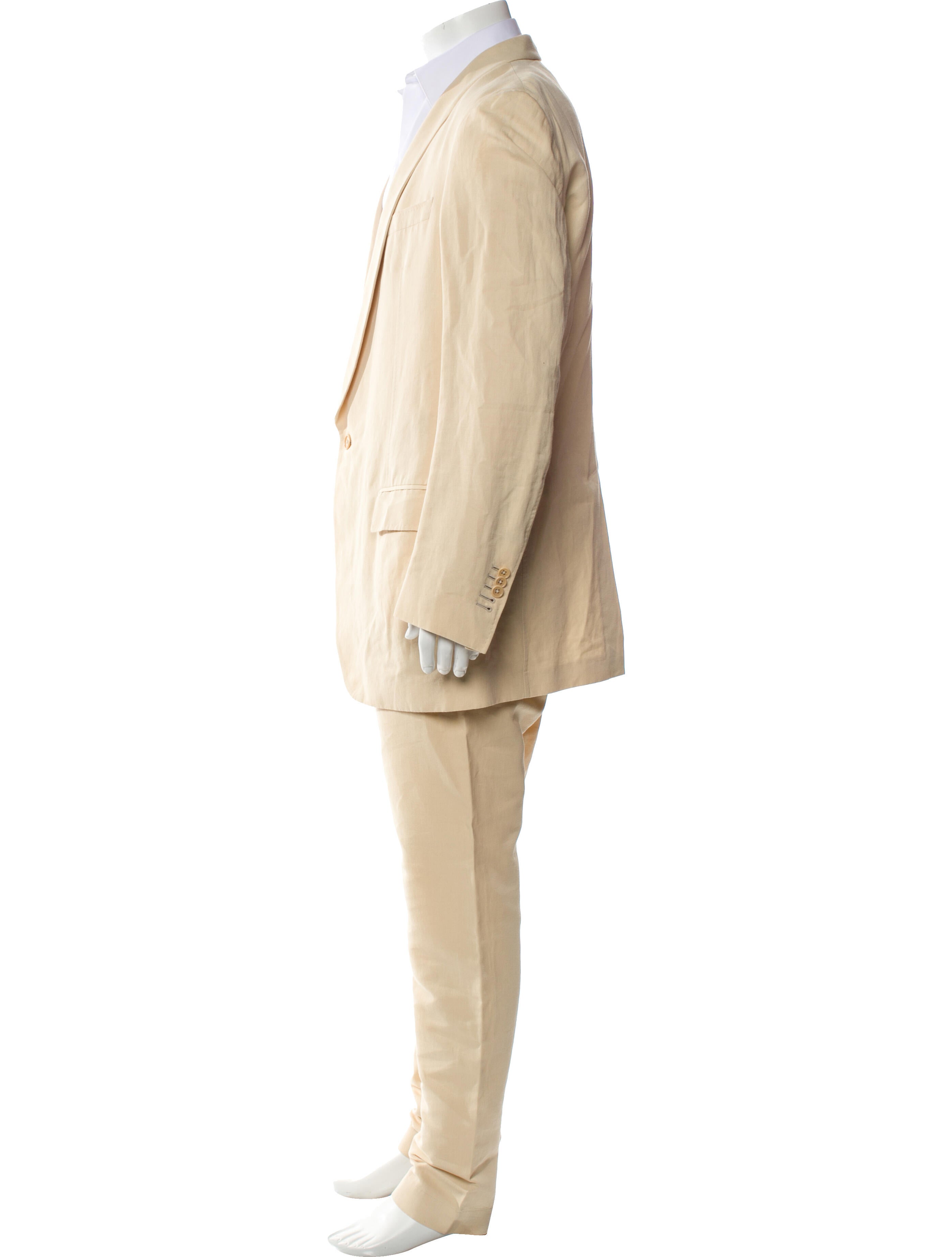 ARJÉ Two-Piece Suit