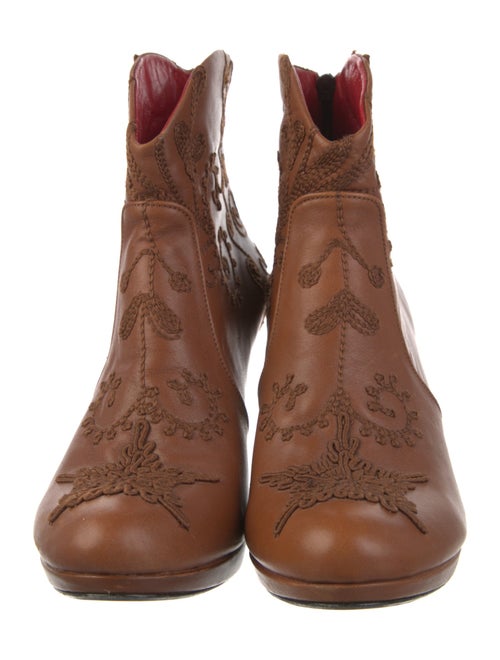 Artemis Design Co. Leather Embroidered Accent Western Boots
