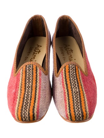 Artemis Design Co. Printed Loafers