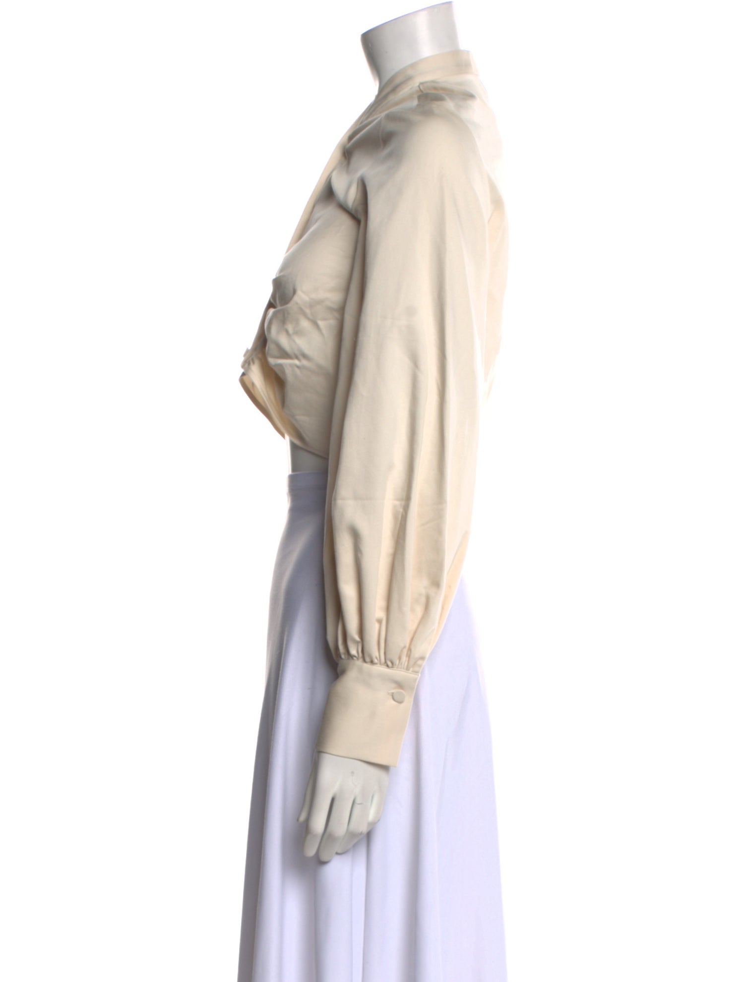 Auteur V-Neck Long Sleeve Crop Top