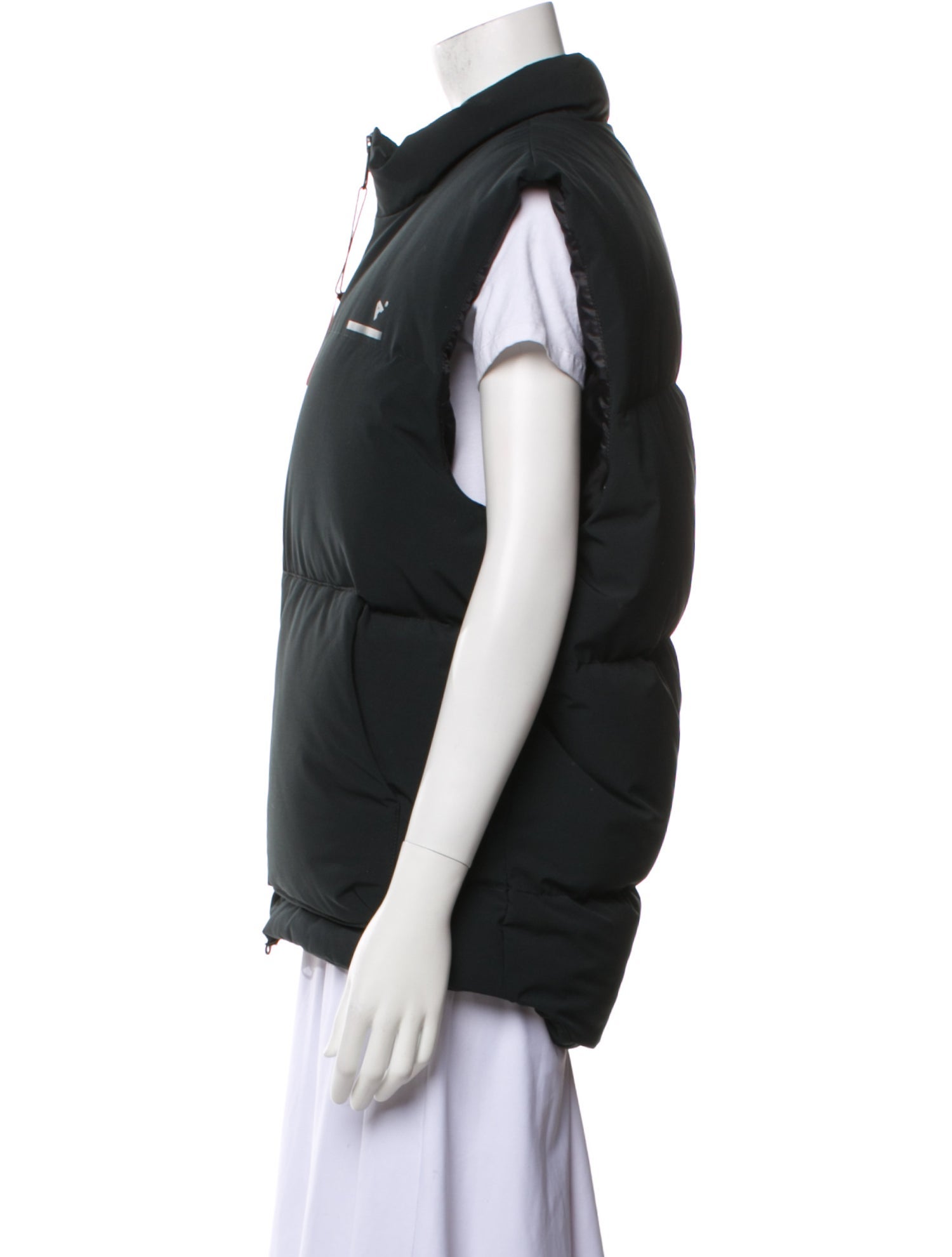 The Arrivals Vest w/ Tags