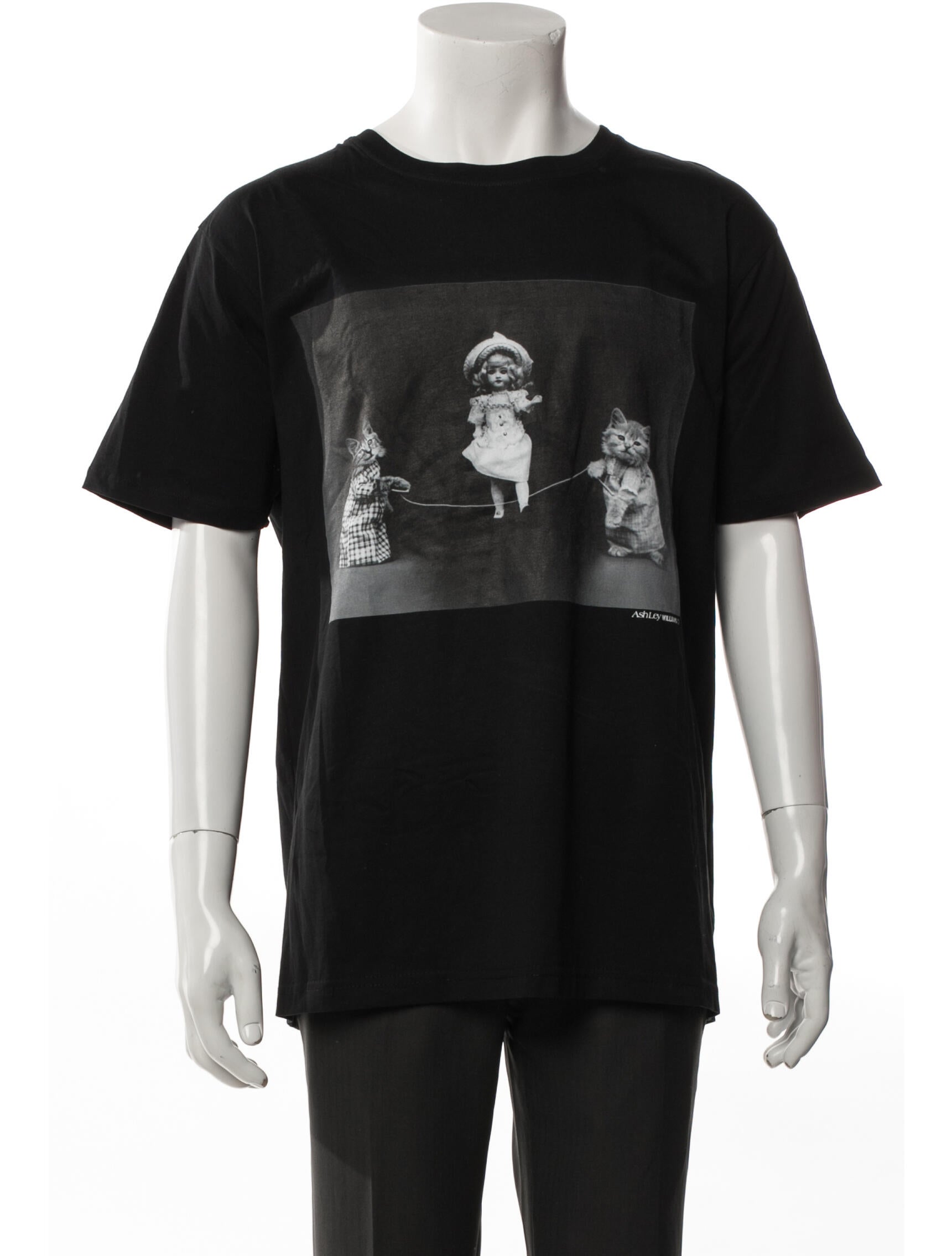 Ashley Williams Graphic Print Crew Neck T-Shirt