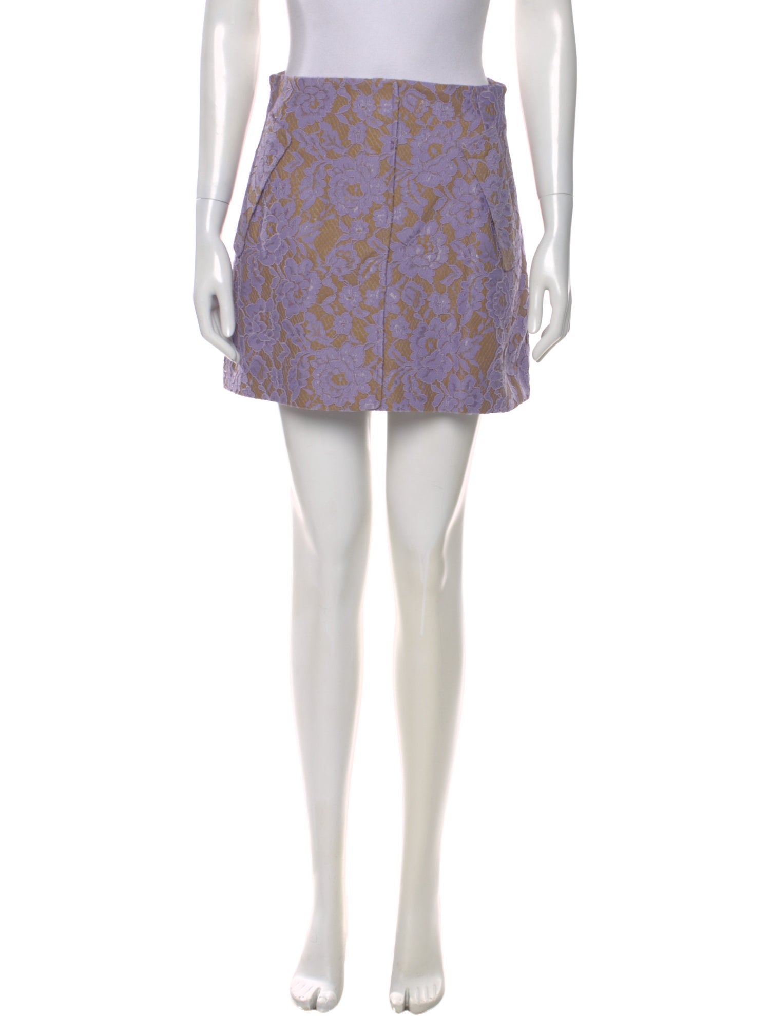Aknvas Lace Pattern Mini Skirt w/ Tags