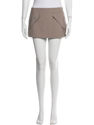 Pre-owned Aknvas Mini Skirt In Green