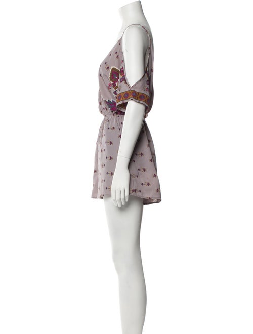 ASTR Printed V-Neck Romper