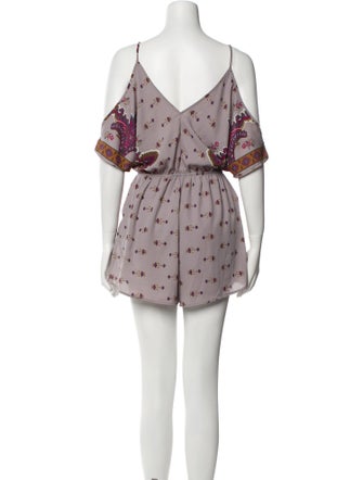 ASTR Printed V-Neck Romper