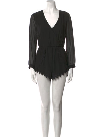 Astr Jumpsuits and Rompers V-Neck Romper XS