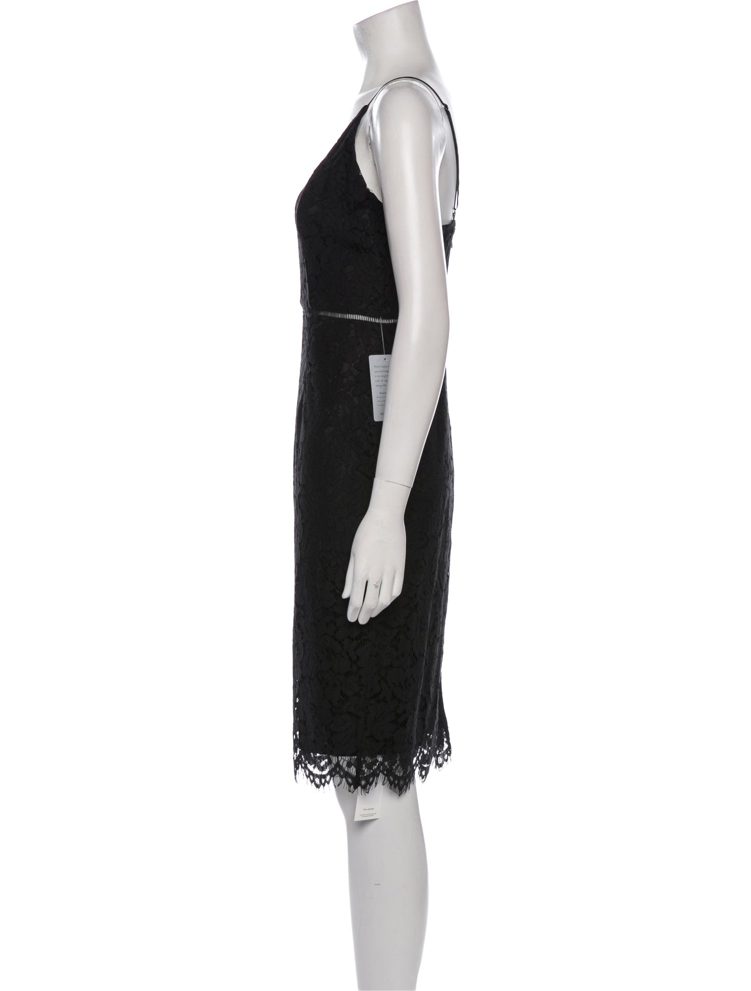 ASTR V-Neck Knee-Length Dress