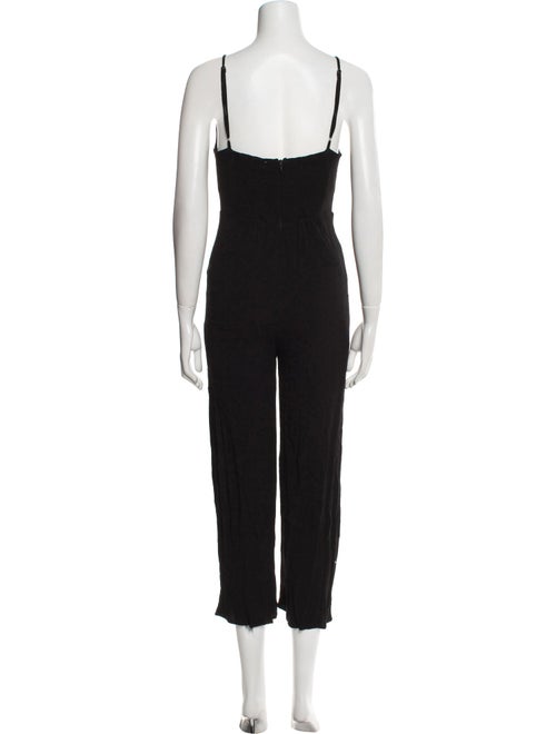 ASTR V-Neck Jumpsuit