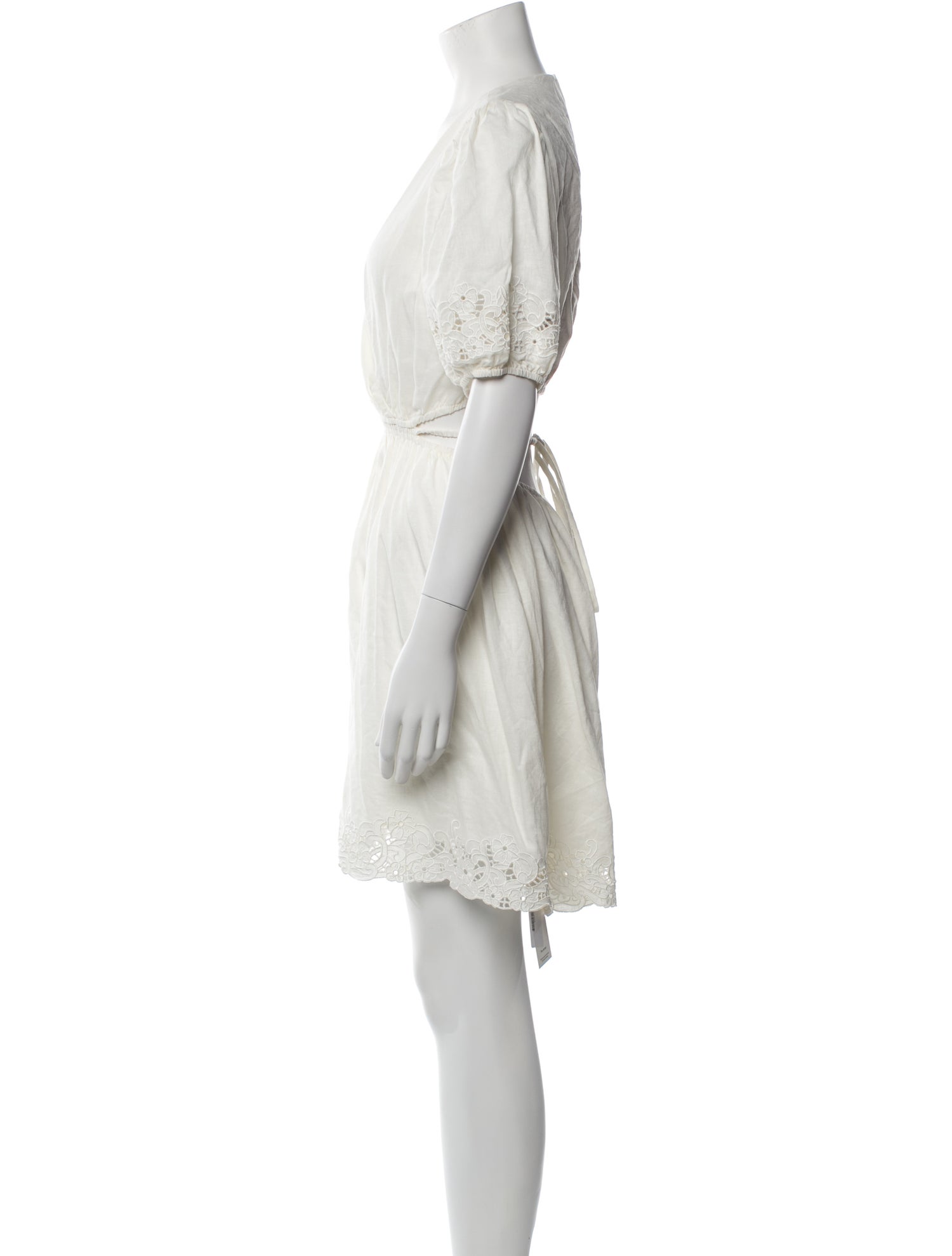 ASTR V-Neck Knee-Length Dress