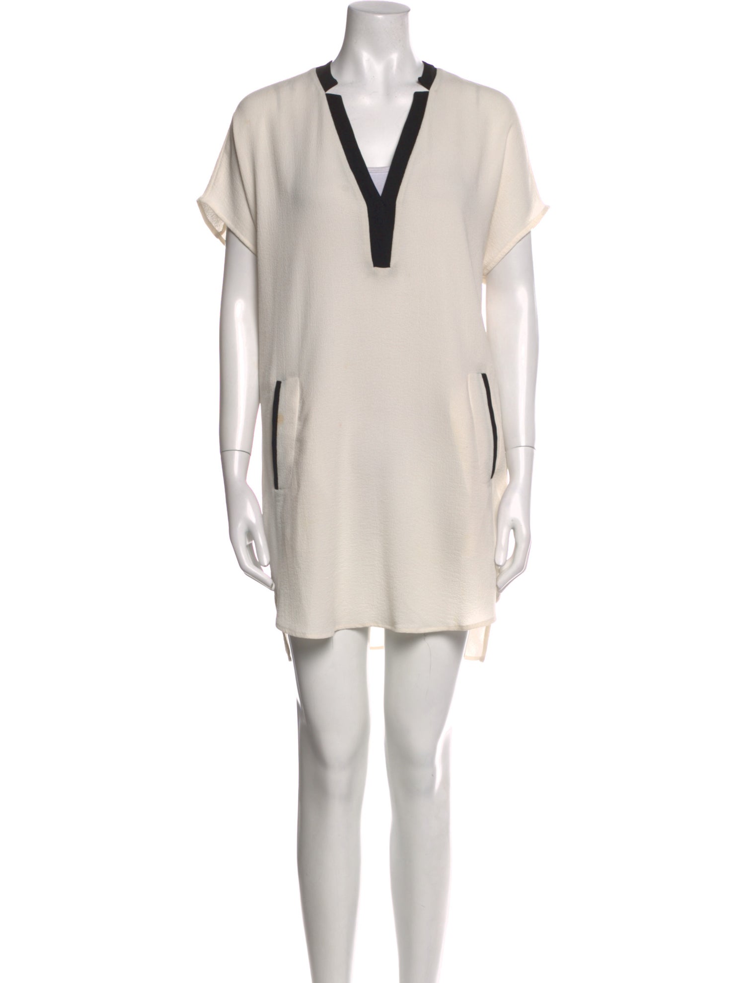 ASTR V-Neck Mini Dress