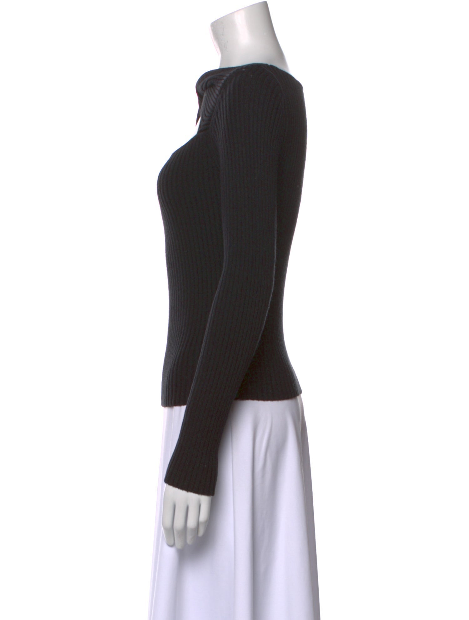 ASTR Bateau Neckline Sweater