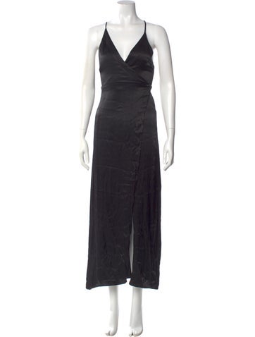 Pre-owned Astr V-neck Long Dress In Black