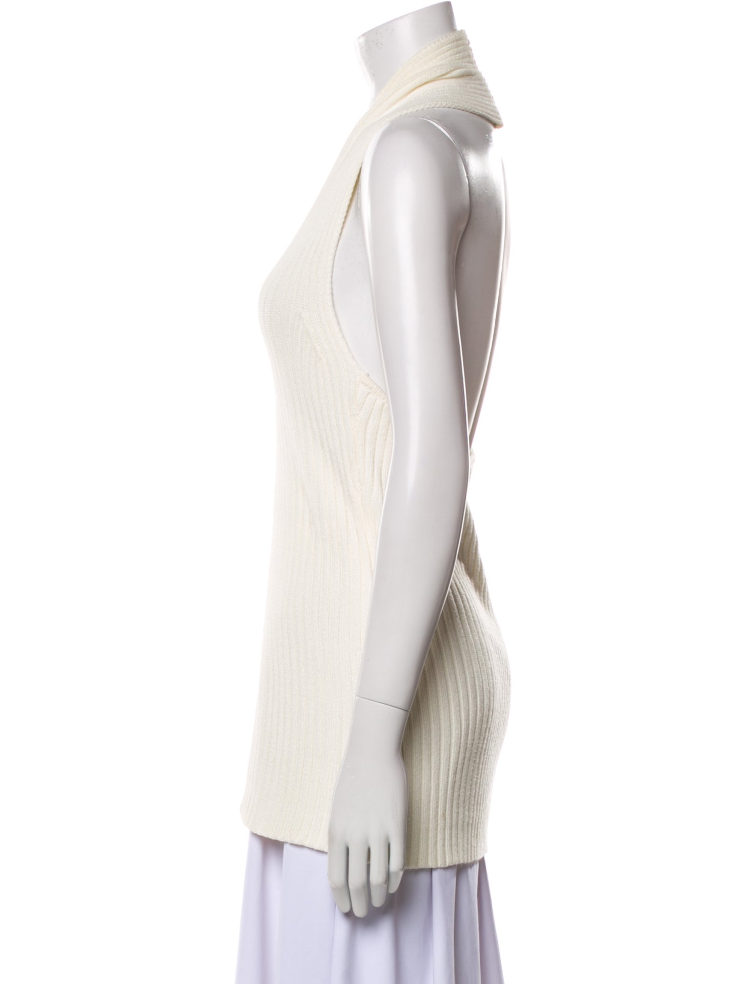 Atoir V-Neck Sleeveless Crop Top