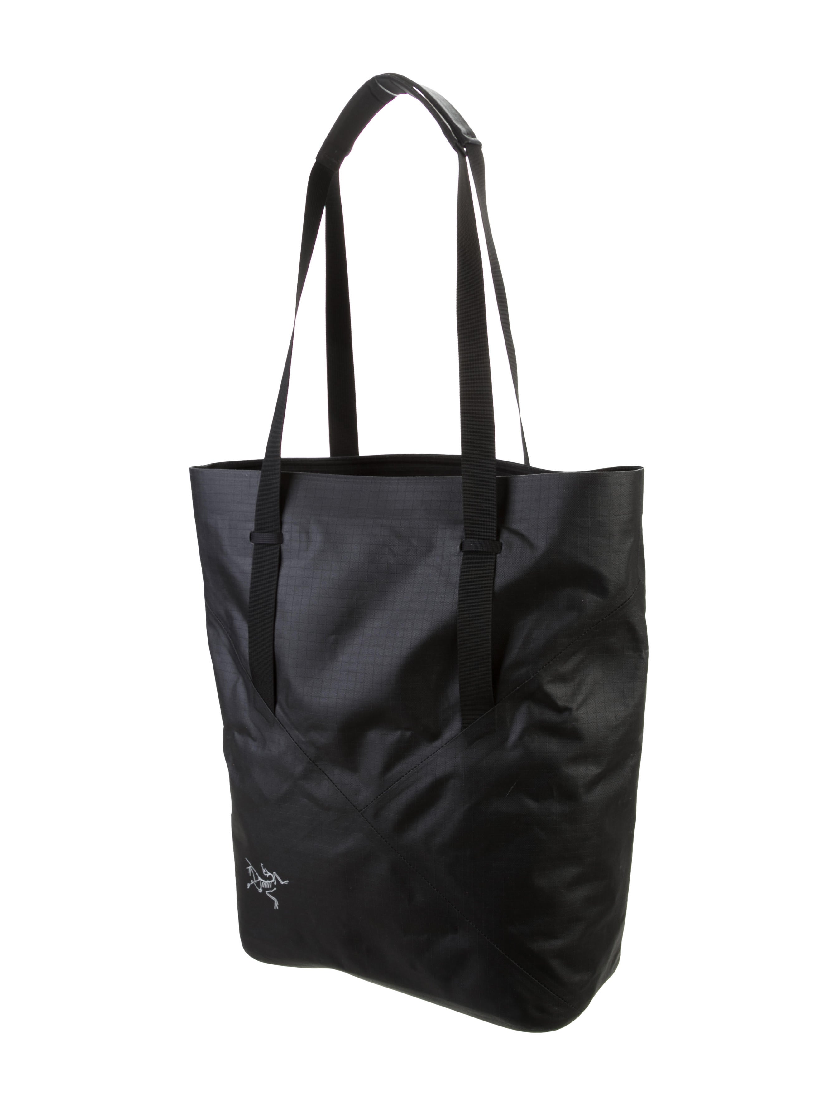 Arc'Teryx Blanca 19 Tote - Black Totes, Bags - WATYX20587 | The